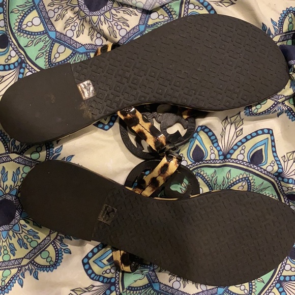 [SOLD] Tory Burch Miller Patent Leopard Sandals - Picture 4 of 6
